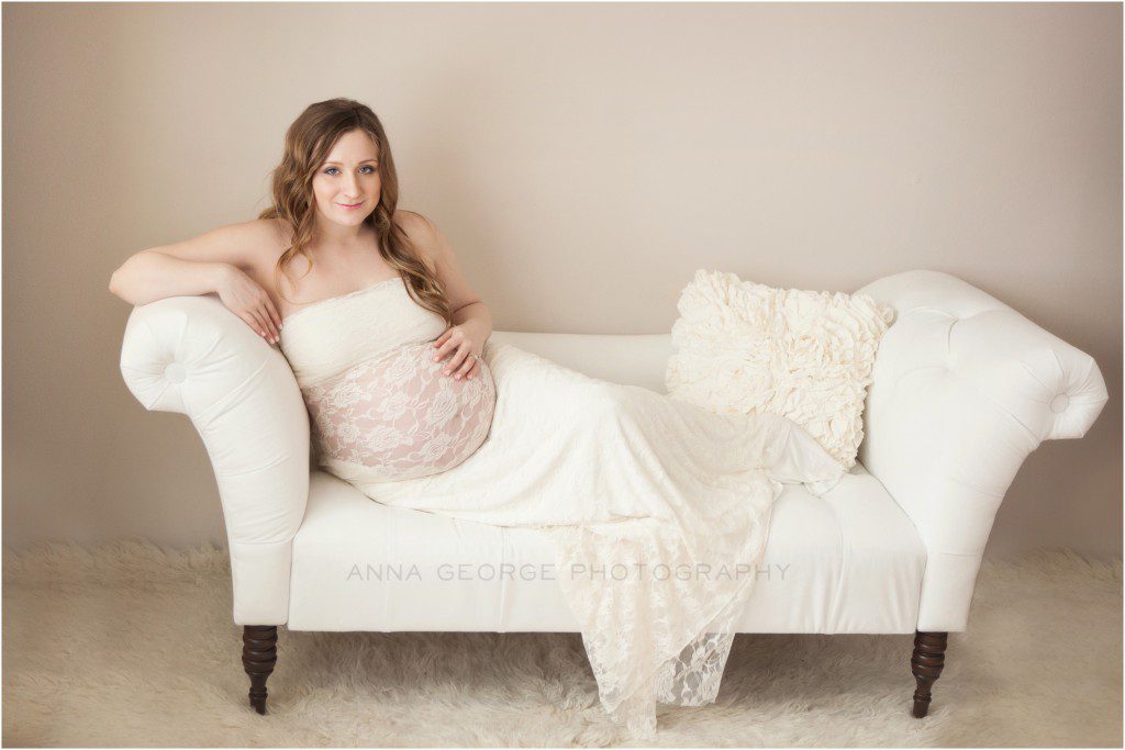 Madison WI maternity and newborn photography - Anna George Photography - www.annagerogephoto.com